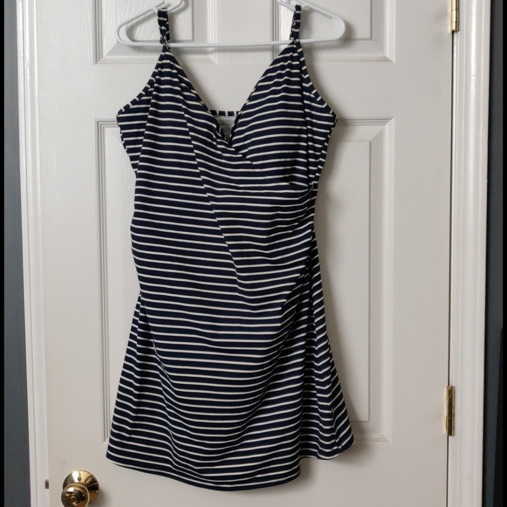 Gently loved Garnet Hill one piece BS